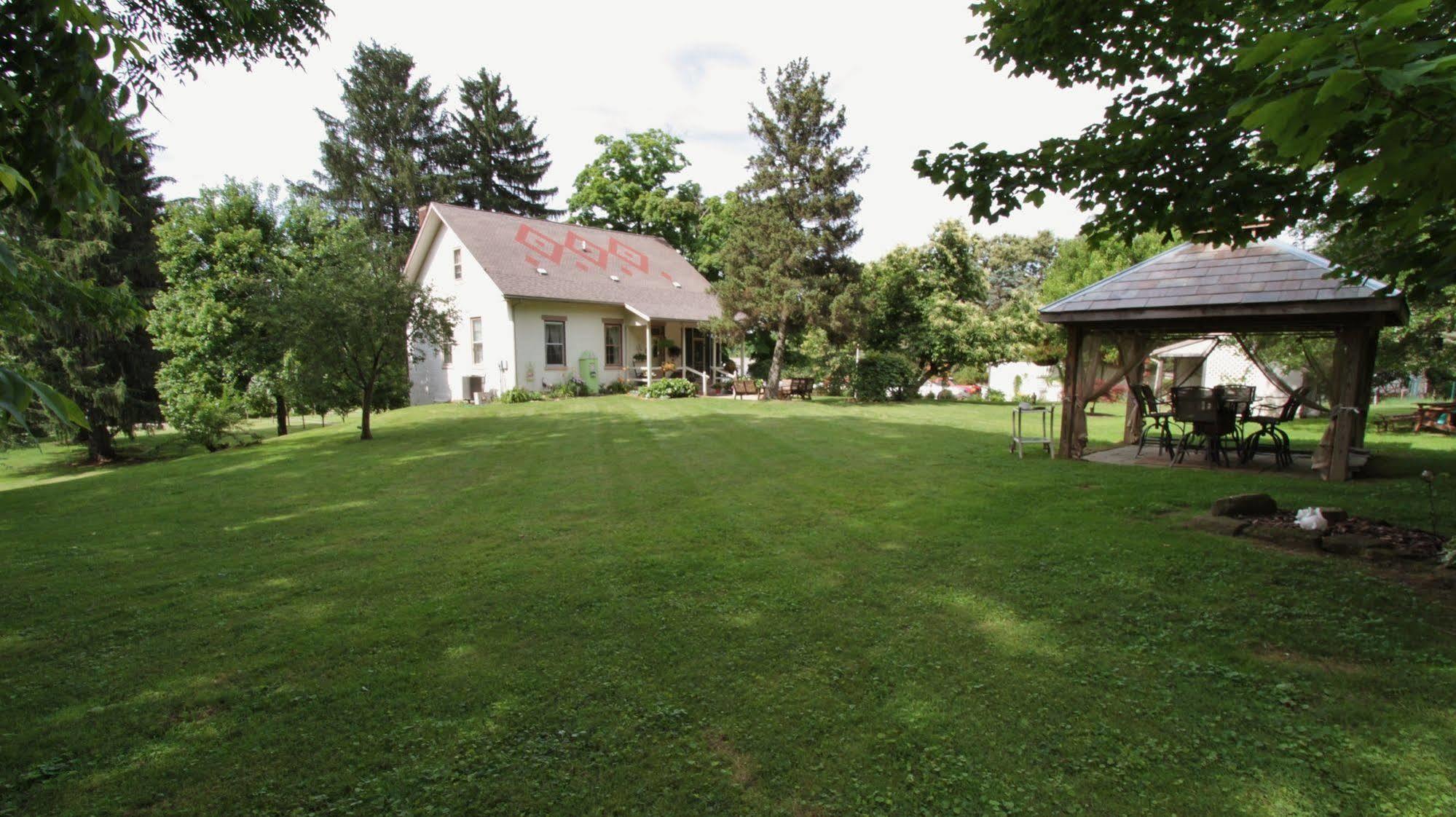 The Pines Of Dresden Bed and Breakfast Eksteriør billede